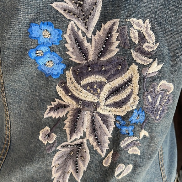 SOLD - Picture 2 of 3